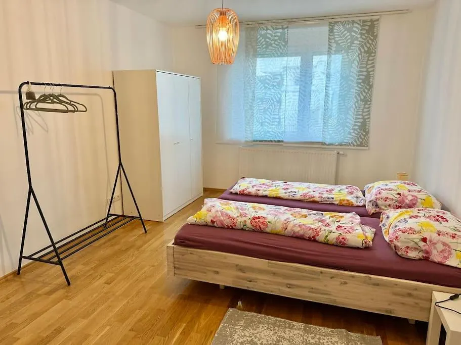 Happy Home Near Airport With Free Parking Schwechat Austria